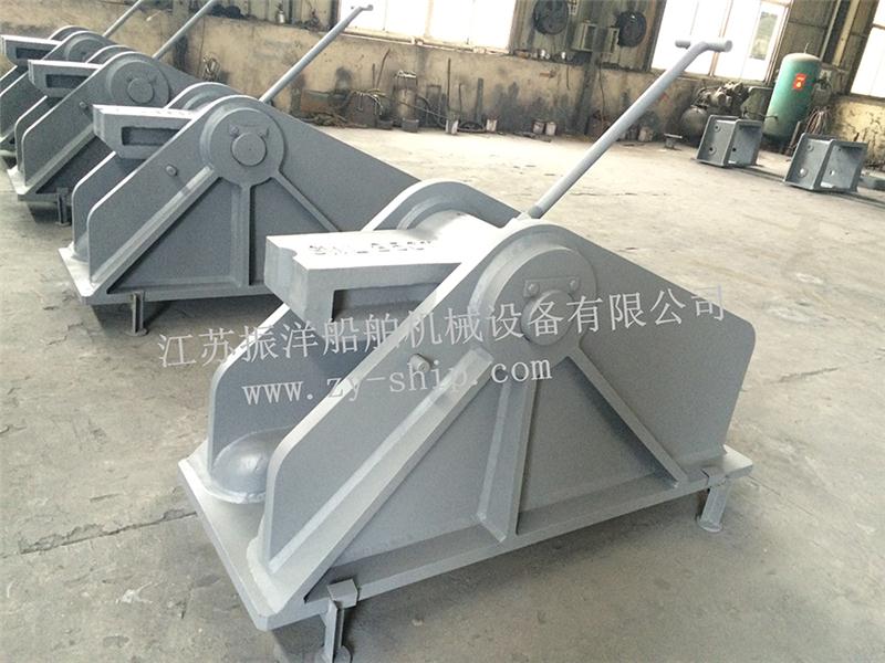 单点系泊掣链器1